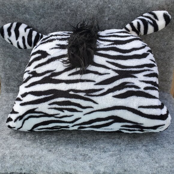 Zebra Themed Cozy Sleep Wrap Folds Into Pillow Secret Treasures One Size New - Picture 3 of 4